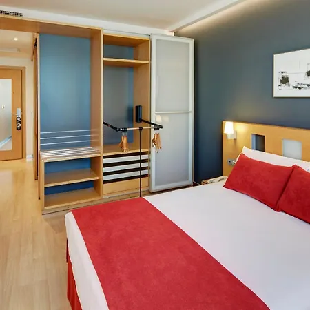 فندق Sercotel Caspe 4*