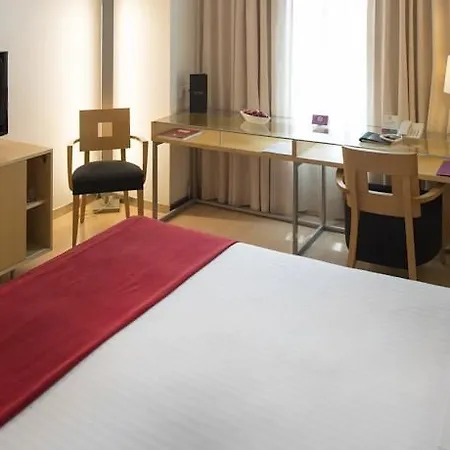فندق Sercotel Caspe 4*